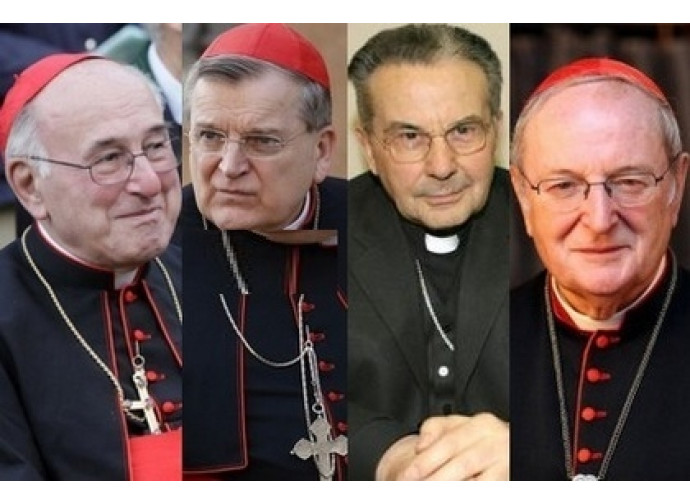I cardinali Brandmuller, Burke, Caffarra e Meisner